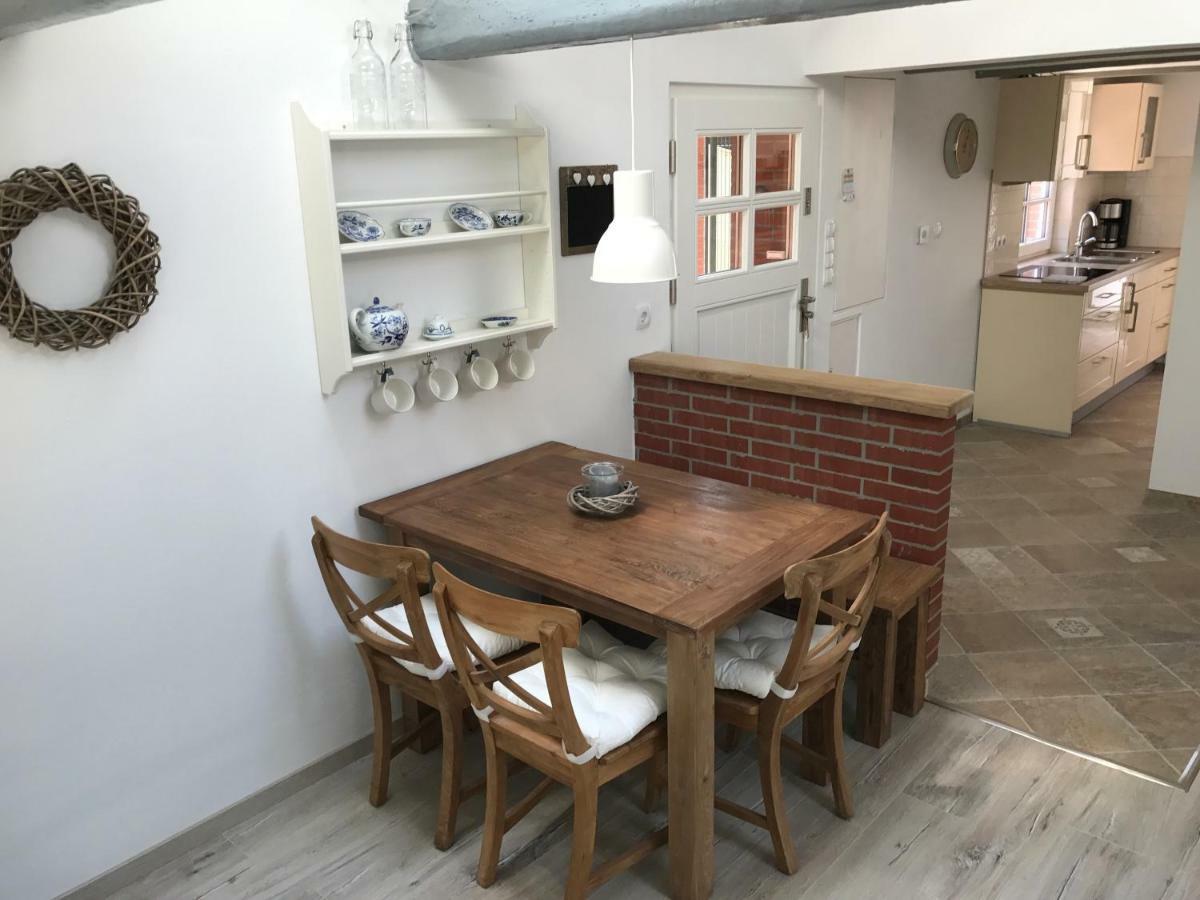 Ferienhaus Wattwurm Rysum Esterno foto